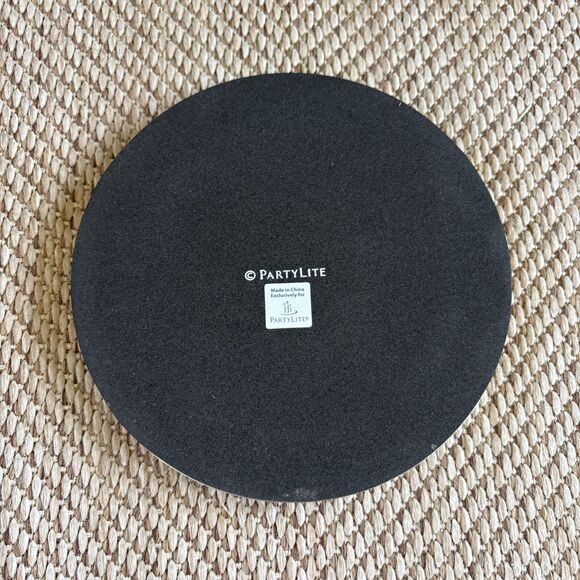 PartyLite Hurricane Votive Enchanted Golden Leaves New In Box P92594 - Picture 5 of 7